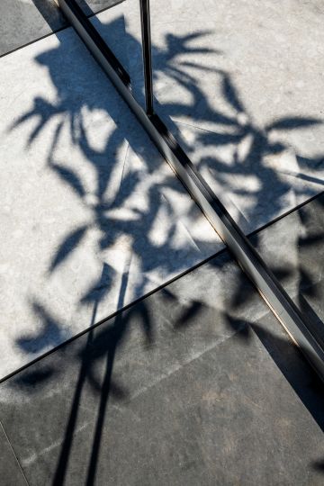 Petite Source above-ground pool - mirror cladding luxury hotel Nice