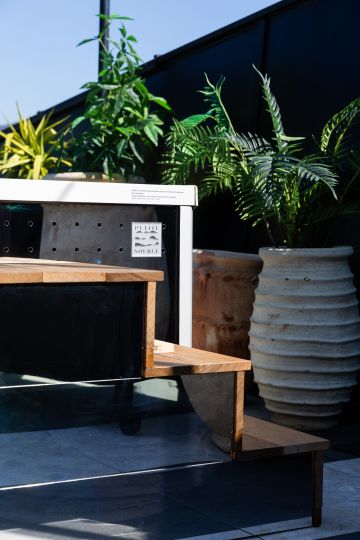 Mirror pool Petite Source - Île secrète finish DoubleTree Hilton Nice